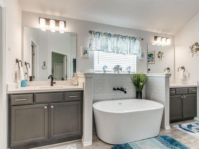 1012 Mount Irving Way, Norman, OK 73071