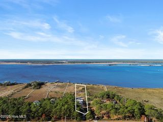 8120 River Road, Wilmington, NC 28412