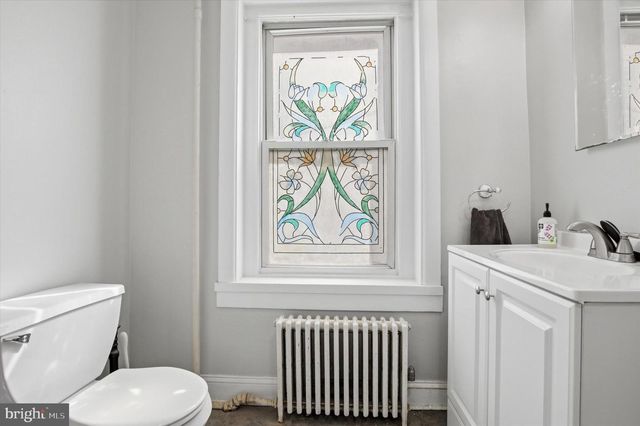 343 SPRING MILL AVE, Conshohocken, PA 19428