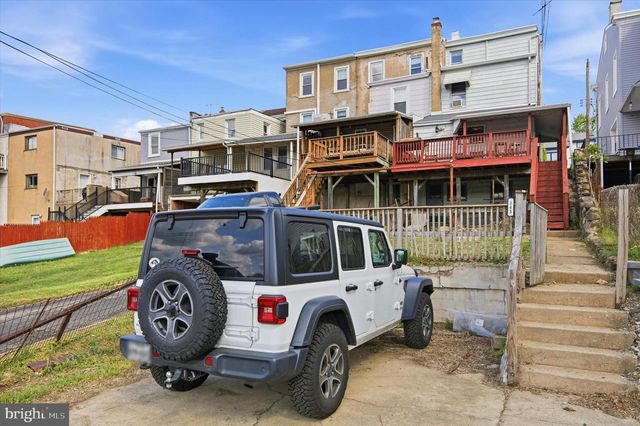 343 SPRING MILL AVE, Conshohocken, PA 19428