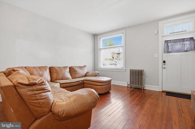 343 SPRING MILL AVE, Conshohocken, PA 19428