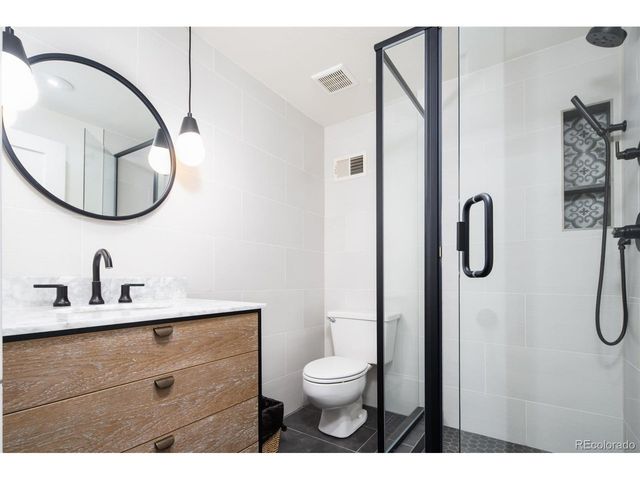 477 Josephine St, Denver, CO 80206