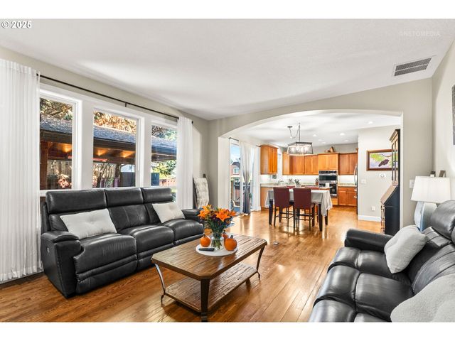 23427 Sw GREENGATE Pl, Sherwood, OR 97140