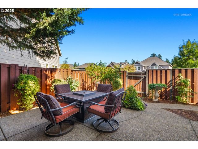 23427 Sw GREENGATE Pl, Sherwood, OR 97140