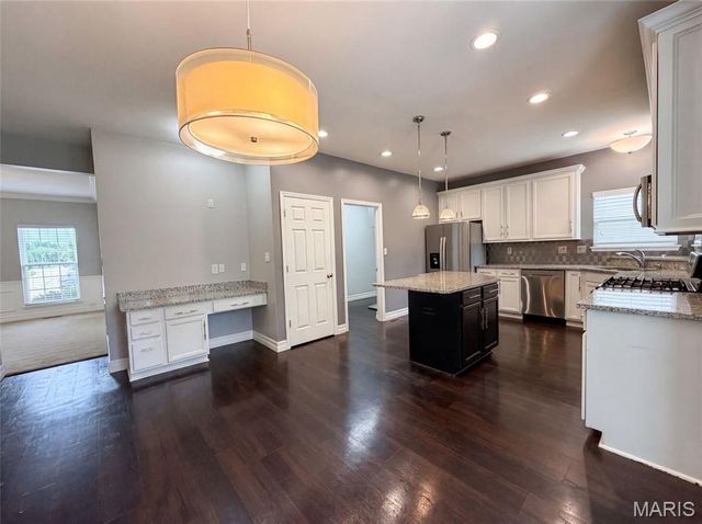 819 Harding Street, St Peters, MO 63376