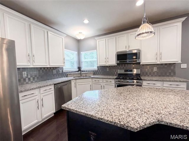819 Harding Street, St Peters, MO 63376