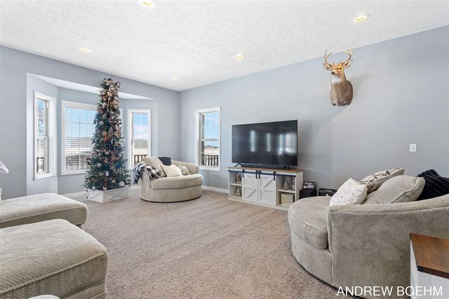 2521 Air Park Drive, Zeeland, MI 49464