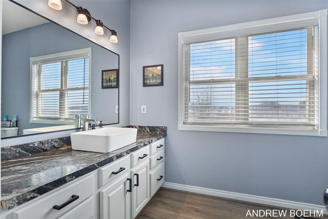 2521 Air Park Drive, Zeeland, MI 49464