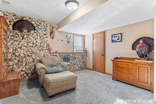 2521 Air Park Drive, Zeeland, MI 49464