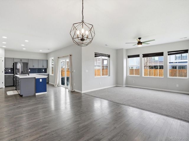 27934 E 7th Avenue, Aurora, CO 80018