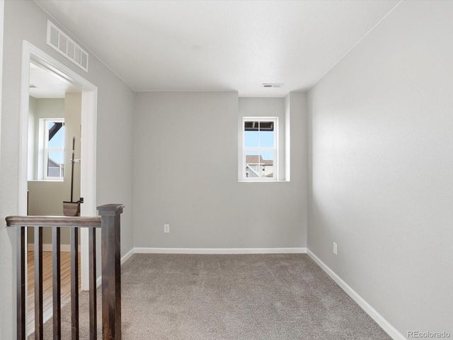 27934 E 7th Avenue, Aurora, CO 80018