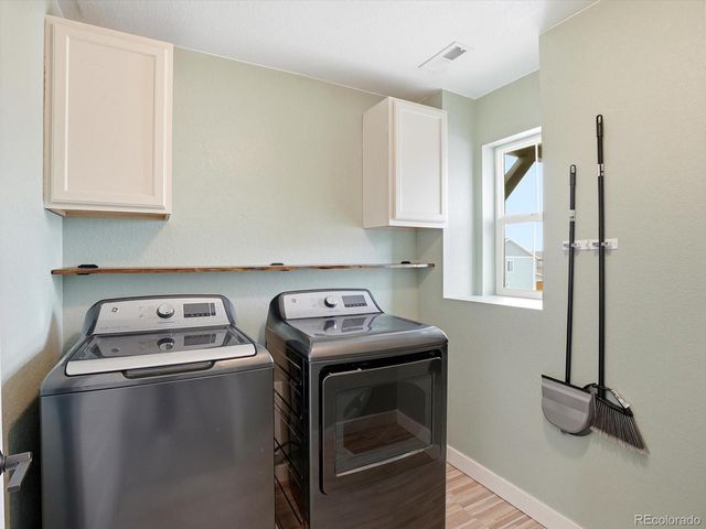 27934 E 7th Avenue, Aurora, CO 80018