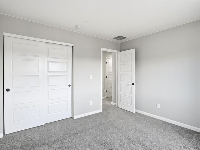 27934 E 7th Avenue, Aurora, CO 80018