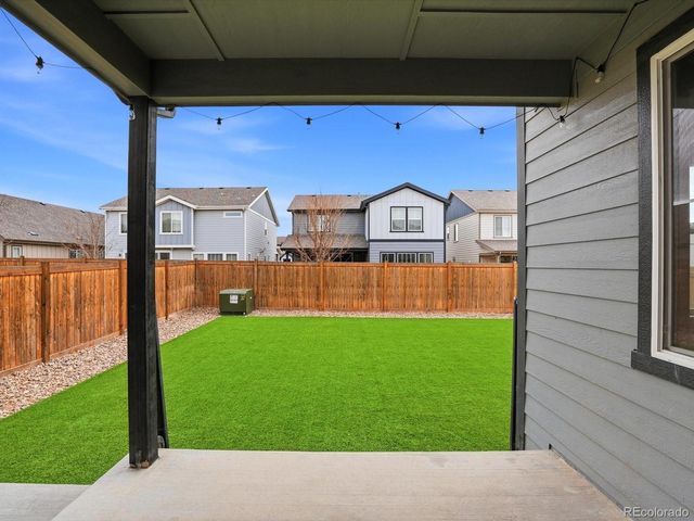 27934 E 7th Avenue, Aurora, CO 80018