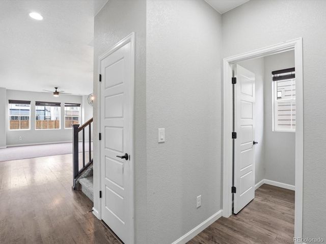 27934 E 7th Avenue, Aurora, CO 80018