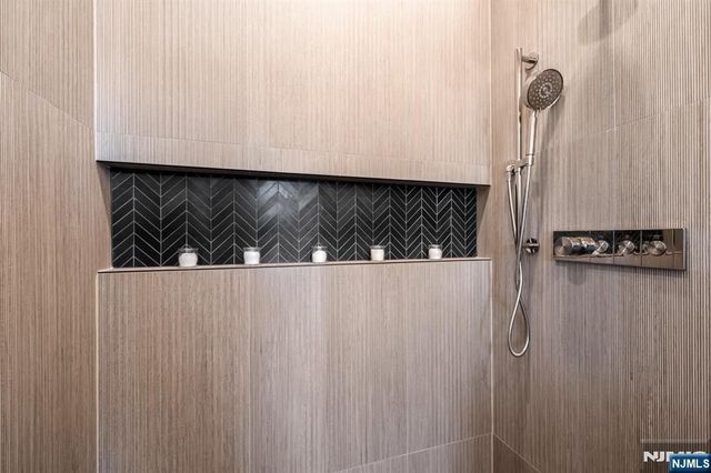 98 W Main Street, Ramsey, NJ 07446