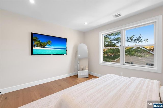 98 W Main Street, Ramsey, NJ 07446