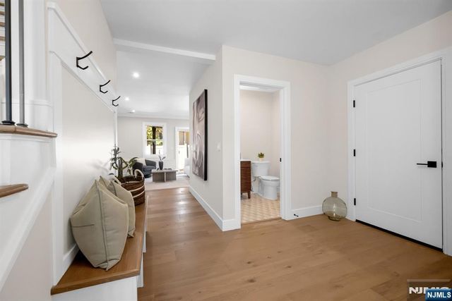 98 W Main Street, Ramsey, NJ 07446