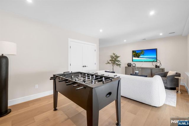 98 W Main Street, Ramsey, NJ 07446