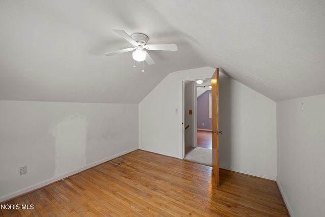 2560 Gracewood Road, Toledo, OH 43613