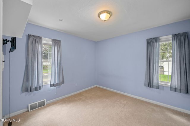 2560 Gracewood Road, Toledo, OH 43613
