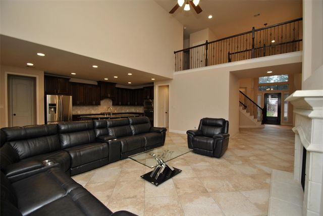 203 Haven Brook Lane, Richmond, TX 77406