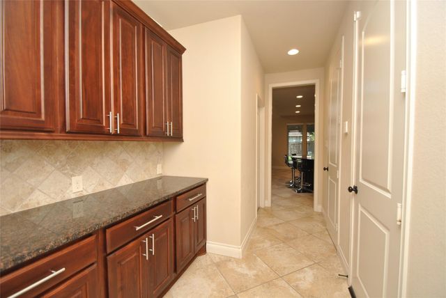 203 Haven Brook Lane, Richmond, TX 77406