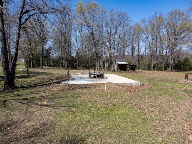 1375 SE 800 Road, Collins, MO 64738