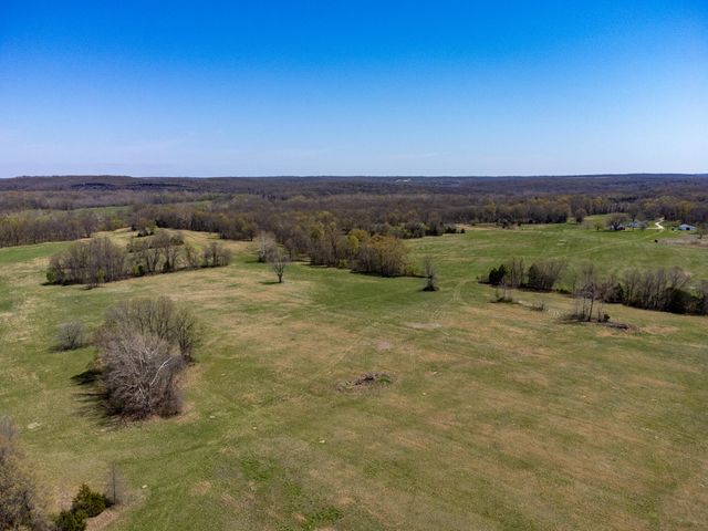 1375 SE 800 Road, Collins, MO 64738