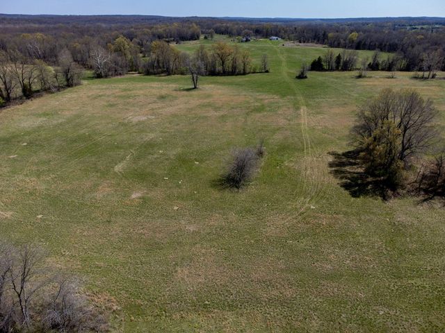 1375 SE 800 Road, Collins, MO 64738