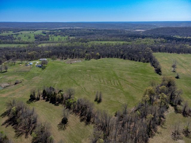 1375 SE 800 Road, Collins, MO 64738