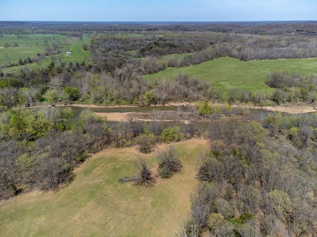 1375 SE 800 Road, Collins, MO 64738