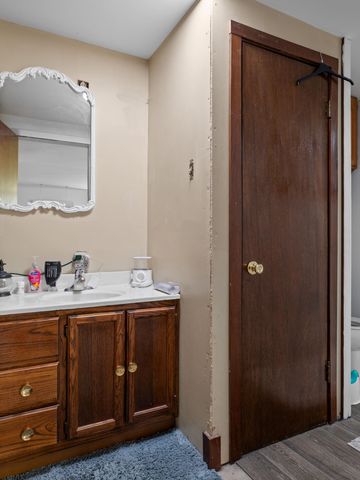 1375 SE 800 Road, Collins, MO 64738