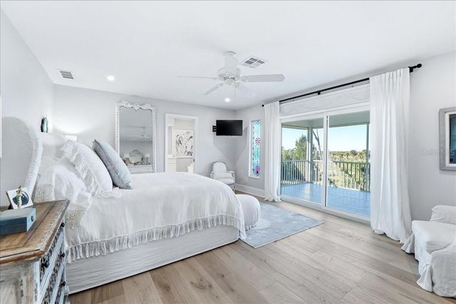 45 GREEN DOLPHIN DRIVE N, Placida, FL 33946