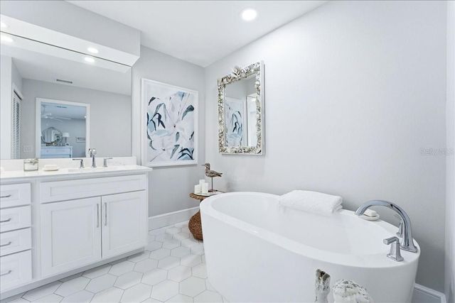 45 GREEN DOLPHIN DRIVE N, Placida, FL 33946