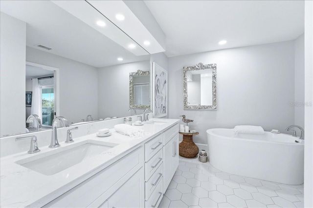 45 GREEN DOLPHIN DRIVE N, Placida, FL 33946