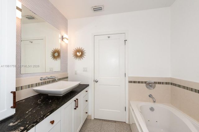 717 Benevento Ave, Coral Gables, FL 33146