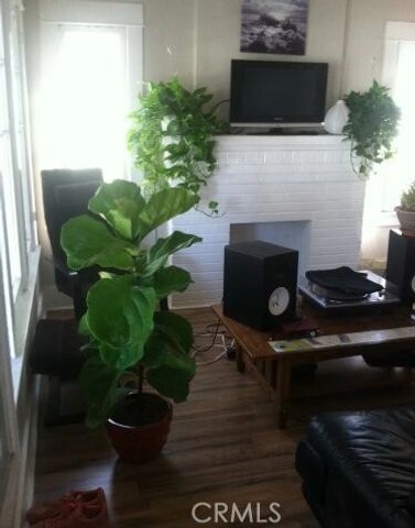1348 W 22nd, Los Angeles, CA 90007