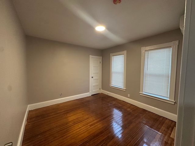 37 Cortland St 1, Springfield, MA 01109