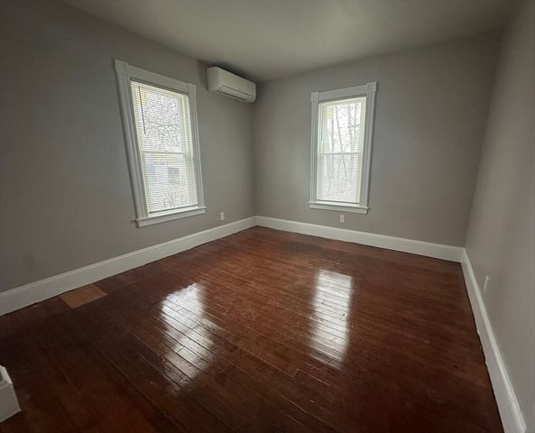 37 Cortland St 1, Springfield, MA 01109