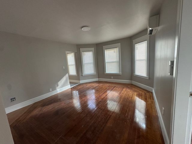 37 Cortland St 1, Springfield, MA 01109