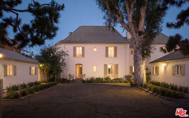 528 Chautauqua Boulevard, Los Angeles, CA 90272