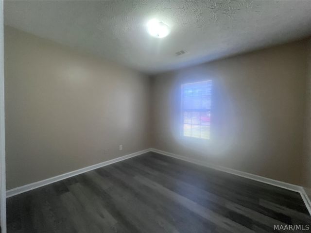 345 FOXDALE Road, Millbrook, AL 36054