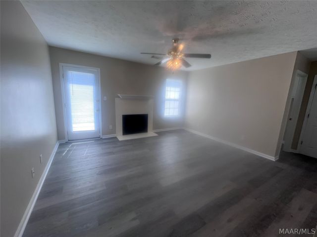 345 FOXDALE Road, Millbrook, AL 36054