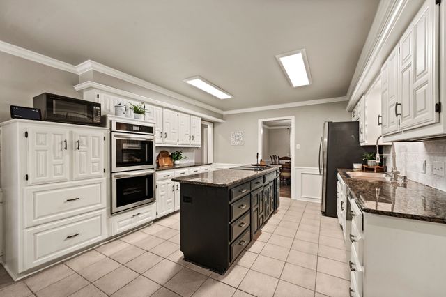 4102 Greenway Court, Colleyville, TX 76034