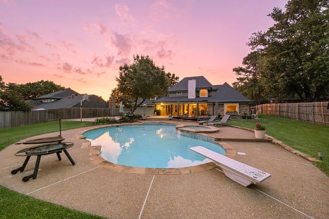 4102 Greenway Court, Colleyville, TX 76034