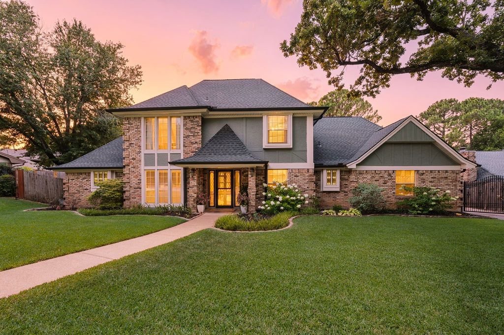 4102 Greenway Court, Colleyville, TX 76034
