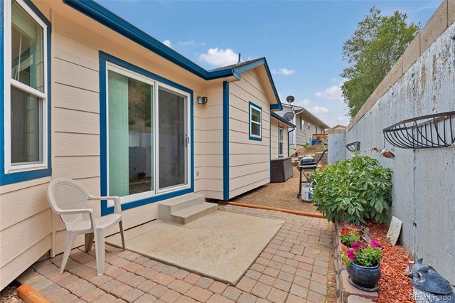 562 Kearney Avenue, Colorado Springs, CO 80906