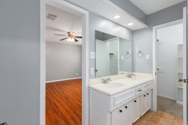 5502 Forest Timbers Drive, Humble, TX 77346