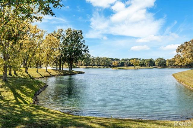 1240 Fienup Farms, Chesterfield, MO 63005